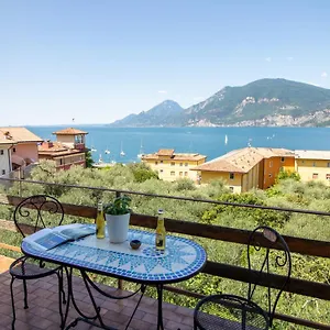Diana - Terrazza Sul Lago Apartment