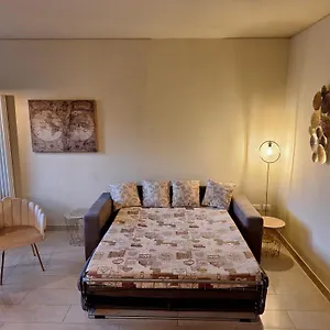 Lido Galeazzi Giant Pool Apartment Sirmione